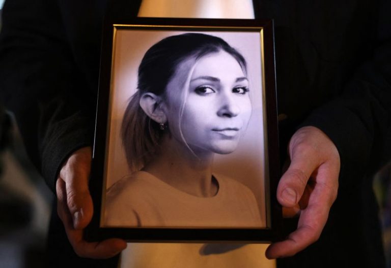 Ukrainian journalist Victoria Roshchyna dies in Russian detention, Kyiv says