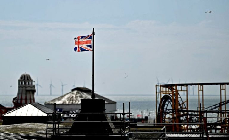 Record number of Americans applied for UK citizenship after Trump re-election