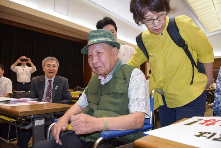 World’s longest-serving death row prisoner awarded $1.4 million after acquittal – that’s $85 for each day