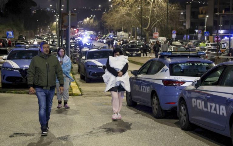 Naples residents camp out after 4.4 magnitude earthquake hits amid weeks of seismic activity