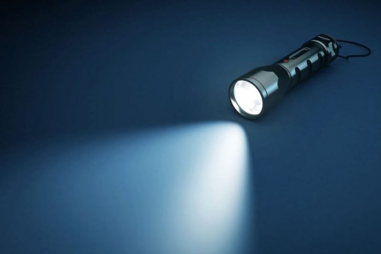 The Trader’s Flashlight in a Market Fog: What are Candlestick Patterns?