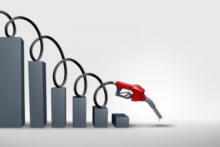 Oil Markets Buckle Under Tariff Pressure, Recession Fears Tank Prices