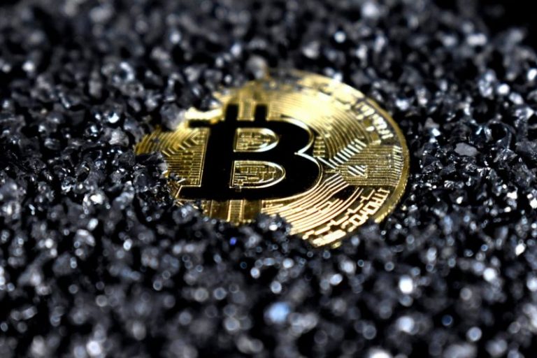 Crypto Market Recap:  Trade Wars Shake Bitcoin, Hong Kong Welcomes Institutional Crypto Investors