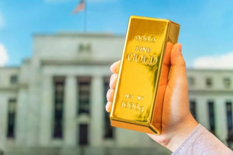 Gold Price Closes in on US$3,900 as US Government Shuts Down